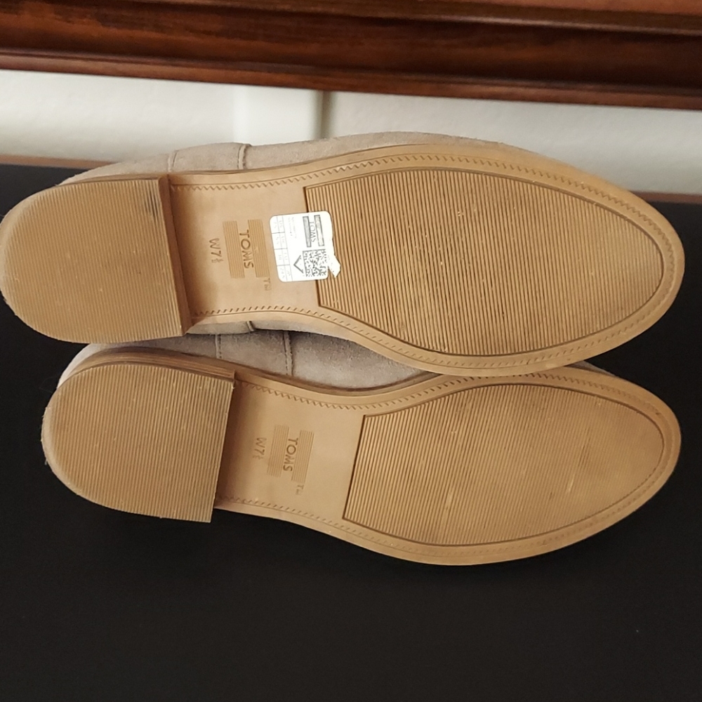 TOMS - Picture 5 of 16